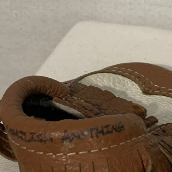 Leather Moccasins Baby Toddler Sz 4 Tan White Shoes "I CAN ACCOMPLISH ANYTHING" - Picture 5 of 7
